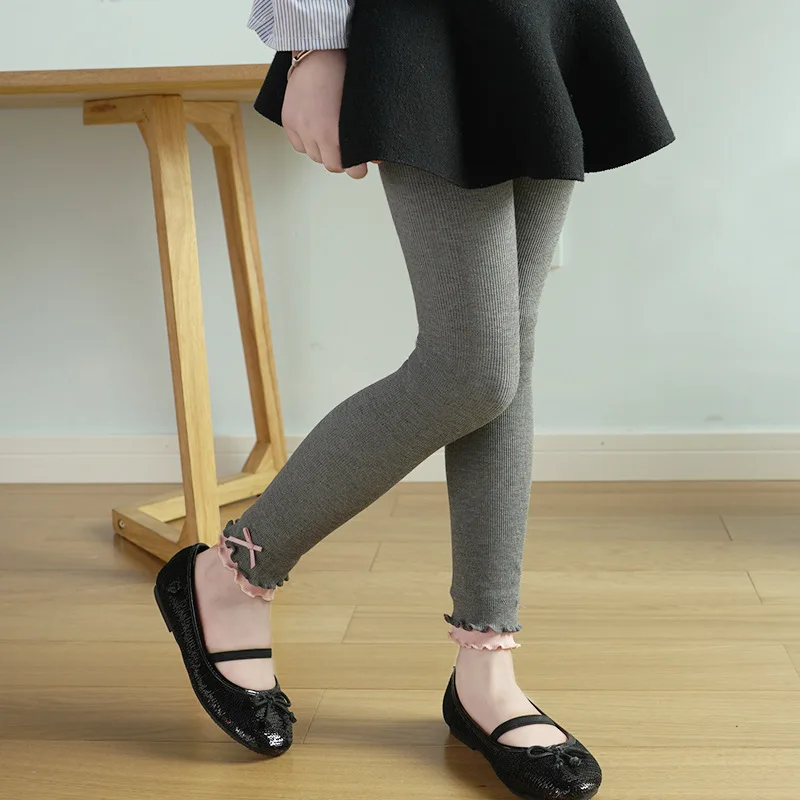 Spring And Autumn Girls Cotton Capri Pants Vertical Stripe Double Layer Frilled Leggings Socks bao ku Big Boy Panty-hose
Spring And Autumn Girls Cotton Capri Pants Vertical Stripe Double Layer Frilled Leggings Socks bao ku Big Boy Panty-hose