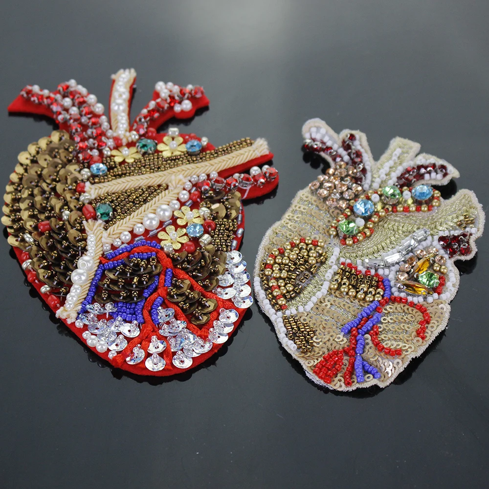 Brand heart 3D Handmade Rhinestone Heart Beaded Patches Sew On Sequin Patch For Clothing Beading Flower Applique Cute Patch 
Brand heart 3D Handmade Rhinestone Heart Beaded Patches Sew On Sequin Patch For Clothing Beading Flower Applique Cute Patch