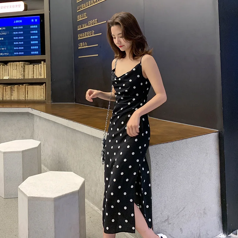 Women's Dress 2019 Summer Debutante Elegant Horizontal Neck Polka Dot Slim Fit Slimming Mid-length Strapped Dress
Women's Dress 2019 Summer Debutante Elegant Horizontal Neck Polka Dot Slim Fit Slimming Mid-length Strapped Dress