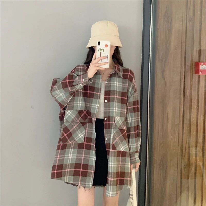 Spring Autumn Female Plaid Shirt Tops 2020 Vintage Harbor Flavor Versatile Long Sleeve Loose Medium Long Shirt Jacket
Spring Autumn Female Plaid Shirt Tops 2020 Vintage Harbor Flavor Versatile Long Sleeve Loose Medium Long Shirt Jacket