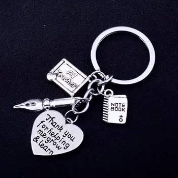 12PC Engraved Words Thank You For Helping Me Grow And Learn Keyrings Teacher Pen Notebook Pendant Keychain Teachers Jewelry Gift
12PC Engraved Words Thank You For Helping Me Grow And Learn Keyrings Teacher Pen Notebook Pendant Keychain Teachers Jewelry Gift