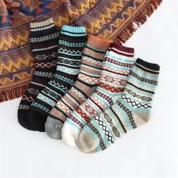 5 Pairs Men Thick Needle Ethnic Style Socks Grid Striped Middle Tube Stockings
5 Pairs Men Thick Needle Ethnic Style Socks Grid Striped Middle Tube Stockings