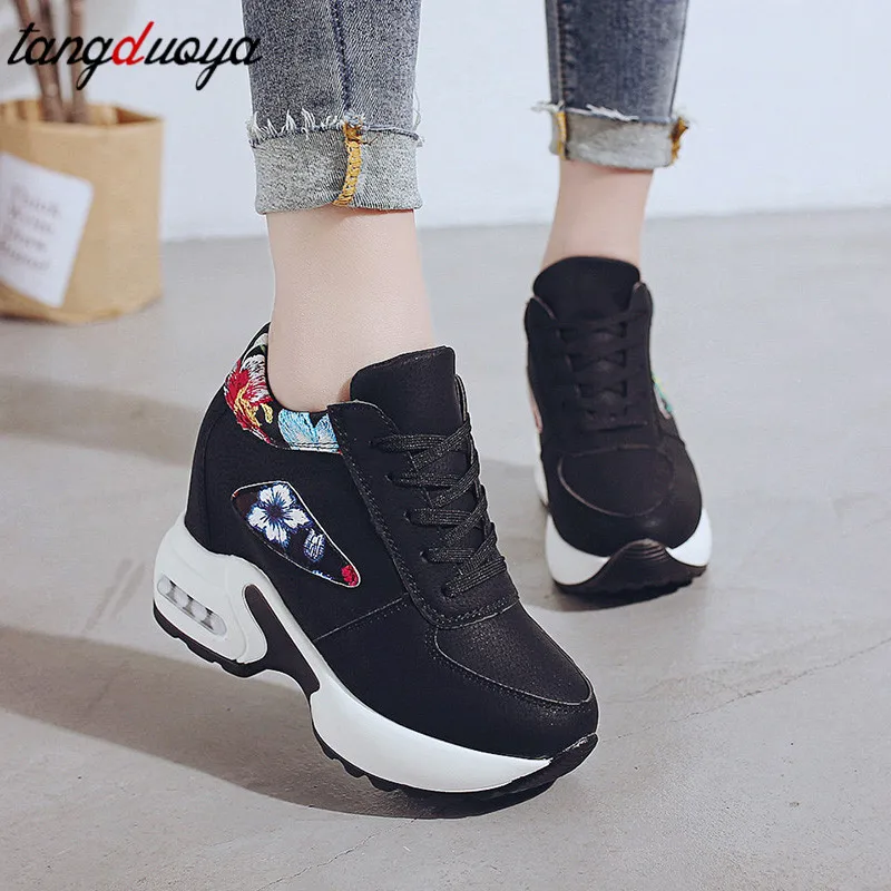 Platform Shoes Women Wedge Shoes Chunky Sneakers Women Casual Shoes Trainers Women Height Increasing Shoes zapatos mujer 2019
Platform Shoes Women Wedge Shoes Chunky Sneakers Women Casual Shoes Trainers Women Height Increasing Shoes zapatos mujer 2019