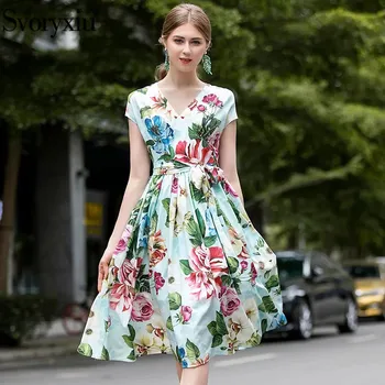 Svoryxiu Fashion Runway Summer Sexy V-Neck Dress Women's Short Sleeve Blue Flower Print High Quality Midi Dress 2020 Vestdios
Svoryxiu Fashion Runway Summer Sexy V-Neck Dress Women's Short Sleeve Blue Flower Print High Quality Midi Dress 2020 Vestdios