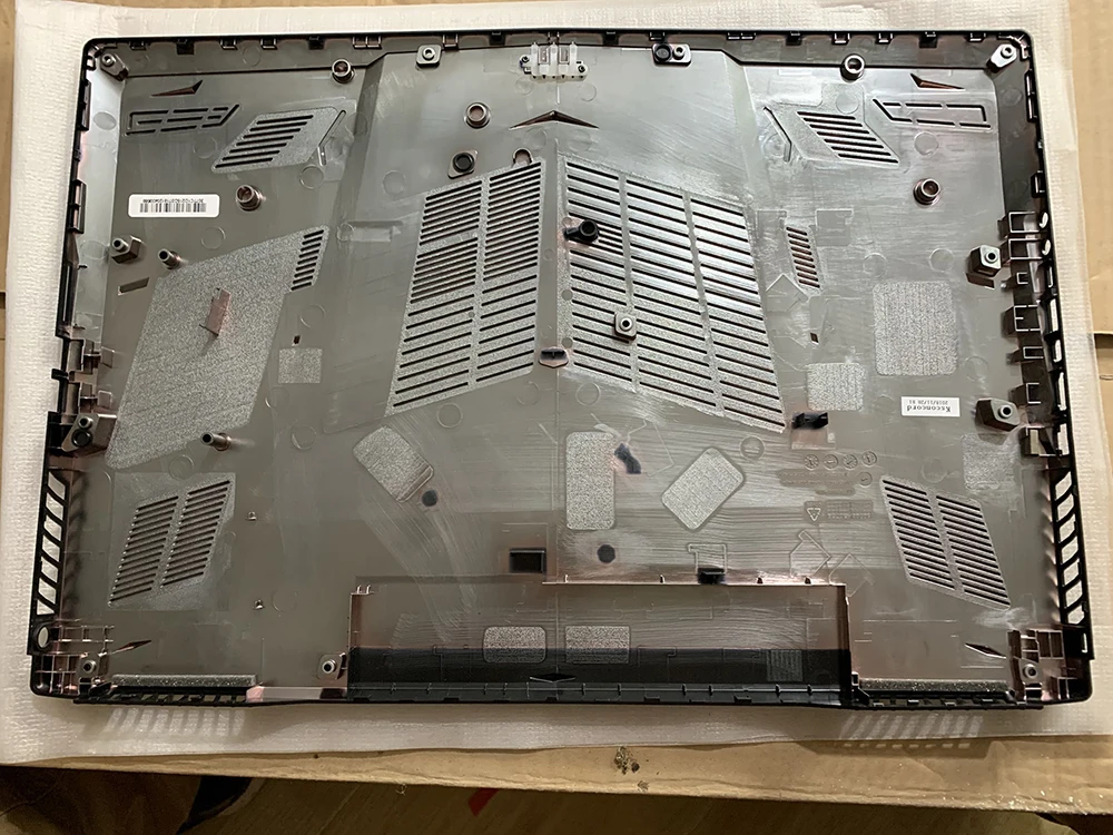 Laptop top cover for MSI GL73 MS-17C5 17C6 17C7 17C8 back shell screen frame palm rest bottom shell hinge cover upper lower case Laptop top cover for MSI GL73 MS-17C5 17C6 17C7 17C8 back shell screen frame palm rest bottom shell hinge cover upper lower case