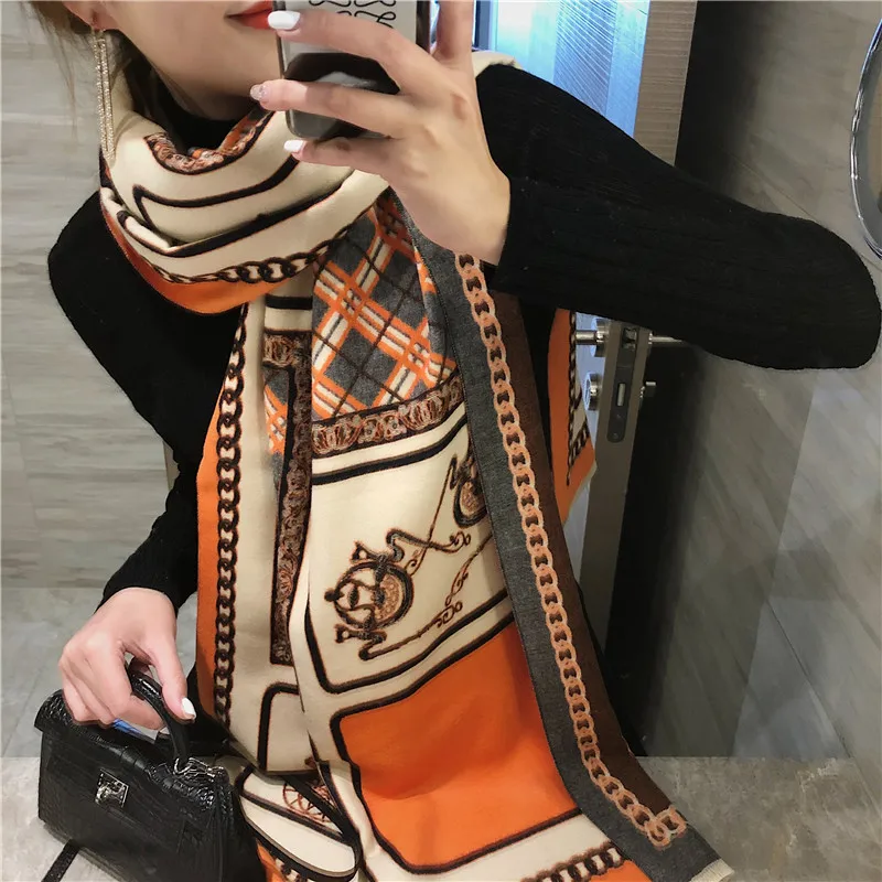 Winter Designer Scarf Women Cashmere Warm Pashmina Foulard Lady Luxury carriage Scarves Thick Soft Shawls Wraps
Winter Designer Scarf Women Cashmere Warm Pashmina Foulard Lady Luxury carriage Scarves Thick Soft Shawls Wraps