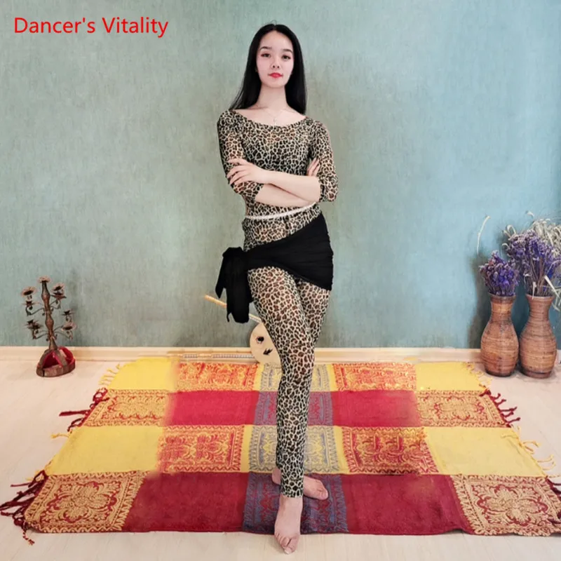Belly Dance Female Adult Sexy Leopard Print Body Suit Practice Suit New Woman Profession Performance Training Skirt Set
Belly Dance Female Adult Sexy Leopard Print Body Suit Practice Suit New Woman Profession Performance Training Skirt Set