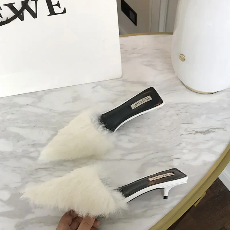 Women’s Fashion Angola Fur Concise Low Heel Mule Shoes Pointed Toe Backless Slipper Comfort Daily Home Shoes
Women’s Fashion Angola Fur Concise Low Heel Mule Shoes Pointed Toe Backless Slipper Comfort Daily Home Shoes