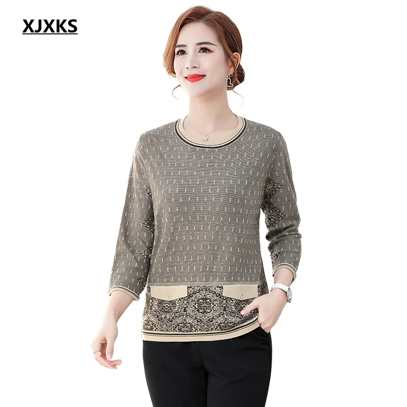 XJXKS 2022 Spring And Autumn New Loose Plus Size Women Thin Sweater High Quality Wool Knitted Pullover Female Top 
XJXKS 2022 Spring And Autumn New Loose Plus Size Women Thin Sweater High Quality Wool Knitted Pullover Female Top