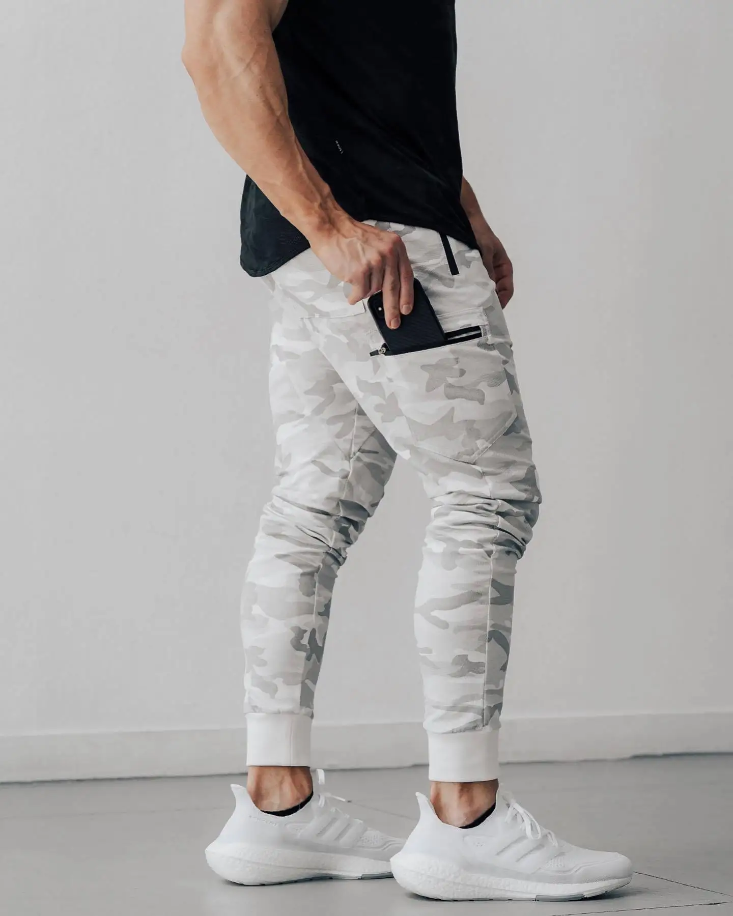 Men Jogger Sweatpants Man Gyms Workout Fitness Cotton Trousers Male Casual Fashion Skinny Track Pants Zipper design Pants
Men Jogger Sweatpants Man Gyms Workout Fitness Cotton Trousers Male Casual Fashion Skinny Track Pants Zipper design Pants