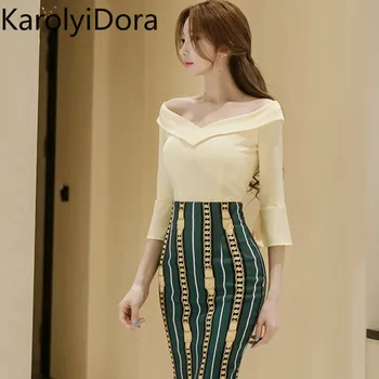 2020 Spring Women's 2 Pieces Suits Solid Color Off Shoulder Slash Neck Top + Print Sheath Bodycon Pencil Skirt Office Set Autumn
2020 Spring Women's 2 Pieces Suits Solid Color Off Shoulder Slash Neck Top + Print Sheath Bodycon Pencil Skirt Office Set Autumn