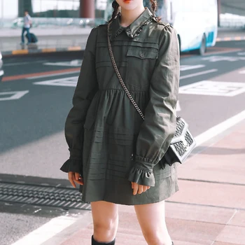 Army Green Lapel Pocket Long Sleeve Loose Street Style Fashion Temperament Women Mini Dress 2020 Spring Summer High Quality
Army Green Lapel Pocket Long Sleeve Loose Street Style Fashion Temperament Women Mini Dress 2020 Spring Summer High Quality