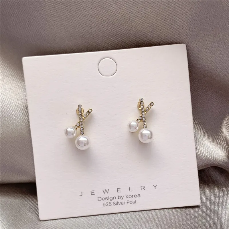 S925 Silver Needle South Korea Elegant Simple Micro Pave Pearl Cross Ear Stud Non-mainstream Small Versatile Earrings Women's
S925 Silver Needle South Korea Elegant Simple Micro Pave Pearl Cross Ear Stud Non-mainstream Small Versatile Earrings Women's
