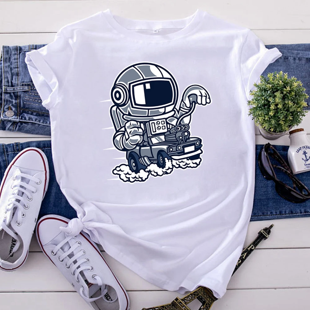 Cartoon Driving Astronaut T-Shirts Personality Print Tshirts Womens Vintage Crewneck Woman T Shirt Casual Korean Style Clothing
Cartoon Driving Astronaut T-Shirts Personality Print Tshirts Womens Vintage Crewneck Woman T Shirt Casual Korean Style Clothing