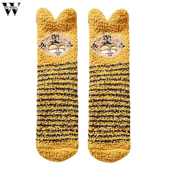Womail Women's embroidered bee coral velvet sleeping socks autumn and winter new warmth plus velvet thickening 
Womail Women's embroidered bee coral velvet sleeping socks autumn and winter new warmth plus velvet thickening