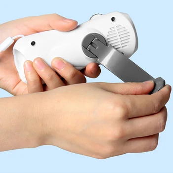Portable Rechargeable Multi-function AM FM Radio Hand Crank Dynamo Power Supply with LED Flashlight Cell Phone Charger
Portable Rechargeable Multi-function AM FM Radio Hand Crank Dynamo Power Supply with LED Flashlight Cell Phone Charger