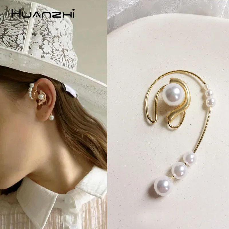 HUANZHI 2019 Fashion Imitation Pearls Chic Design Arc Elegant Personality Earless Hole Ear Clip Earrings For Women Girls Jewelry
HUANZHI 2019 Fashion Imitation Pearls Chic Design Arc Elegant Personality Earless Hole Ear Clip Earrings For Women Girls Jewelry