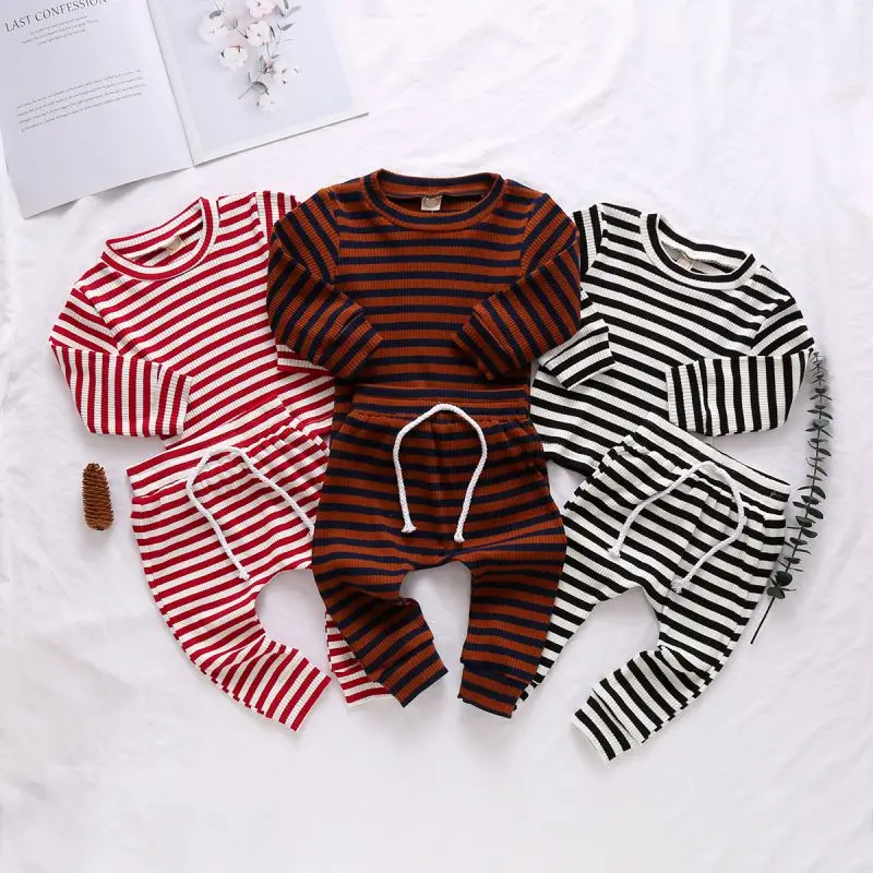 EN8424