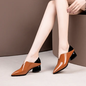 New Arrivals Top Quality Elegant Pointed Toe Patent Leather Hoof Heels Office Ladies Mules Pumps women's Shoes Woman 
New Arrivals Top Quality Elegant Pointed Toe Patent Leather Hoof Heels Office Ladies Mules Pumps women's Shoes Woman