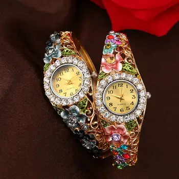 Quartz Luxury Crystal Flower Bracelet Wristwatch Bracelet for Women's Watches Fashion Ladies Watchs
Quartz Luxury Crystal Flower Bracelet Wristwatch Bracelet for Women's Watches Fashion Ladies Watchs
