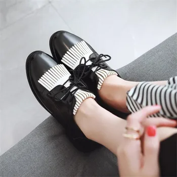 Summer Retro Tassel Round Toe Flats Ladies Oxfords New British Brogues Shoes For Woman 2020 Spring Autumn Oxford Shoes For Women
Summer Retro Tassel Round Toe Flats Ladies Oxfords New British Brogues Shoes For Woman 2020 Spring Autumn Oxford Shoes For Women