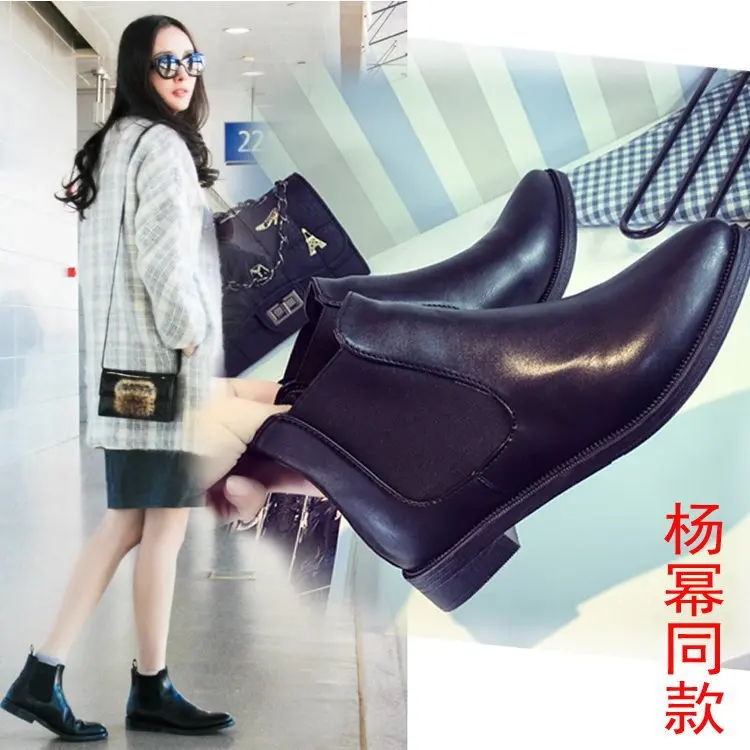 Martin Boots Women's 2019 Autumn And Winter Korean-style Flat Heel Pointed-Toe Black And White with Pattern Bootie British Style
Martin Boots Women's 2019 Autumn And Winter Korean-style Flat Heel Pointed-Toe Black And White with Pattern Bootie British Style