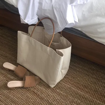 2020 South Korea Dongdaemun same simple large-capacity canvas bag ins explosion shopping bag handbag women big bag
2020 South Korea Dongdaemun same simple large-capacity canvas bag ins explosion shopping bag handbag women big bag