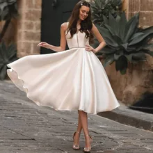 Eightree Cheap Ivory Short Wedding Dresses 2021 Satin Knee Length Bridal Dress with Pockets Tank Women Country Wedding Gowns
Eightree Cheap Ivory Short Wedding Dresses 2021 Satin Knee Length Bridal Dress with Pockets Tank Women Country Wedding Gowns