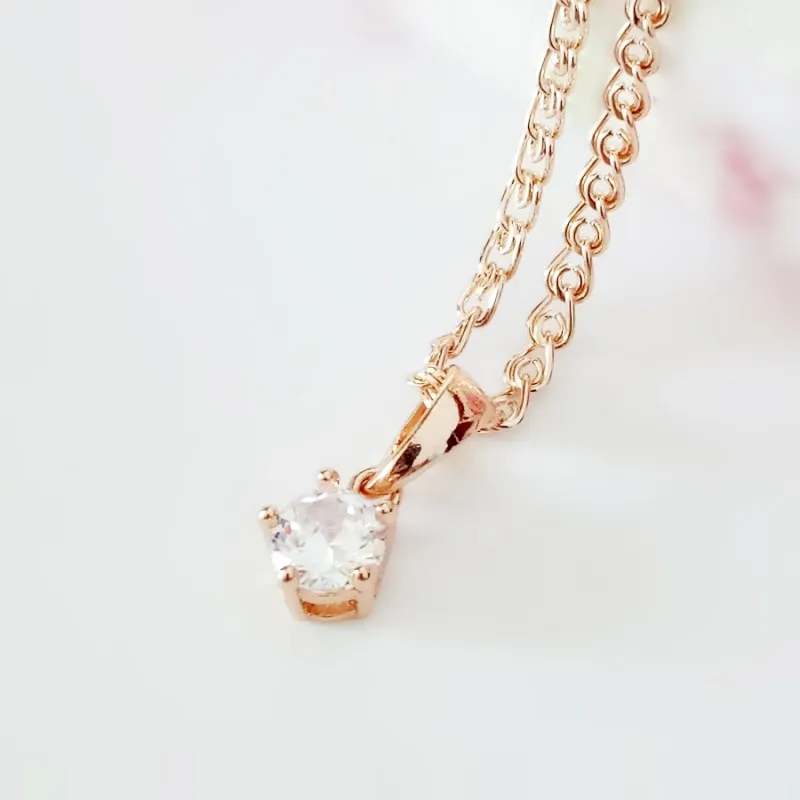 Cute Women Pendants New Fashion Clear Cubic Women Jewelry Gold Color Small Pendants For Femme 
Cute Women Pendants New Fashion Clear Cubic Women Jewelry Gold Color Small Pendants For Femme