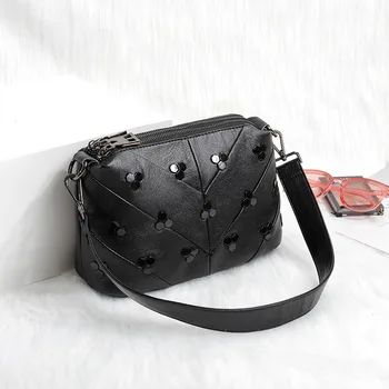 Rivet Black Bags for Women Real Leather Crossbody Women Bag Luxury Small Women Messenger Bags New 2020 Flap Shoulder Bag
Rivet Black Bags for Women Real Leather Crossbody Women Bag Luxury Small Women Messenger Bags New 2020 Flap Shoulder Bag