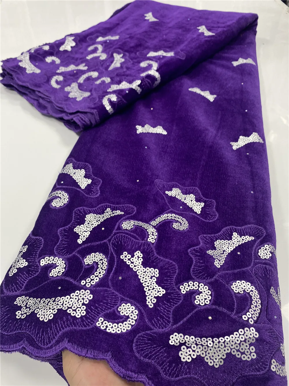 2020 New Design Lace With Sequins African French Velvet Lace Fabric High Quality Nigerian Lace Fabrics For Garment YA3317B-8
2020 New Design Lace With Sequins African French Velvet Lace Fabric High Quality Nigerian Lace Fabrics For Garment YA3317B-8