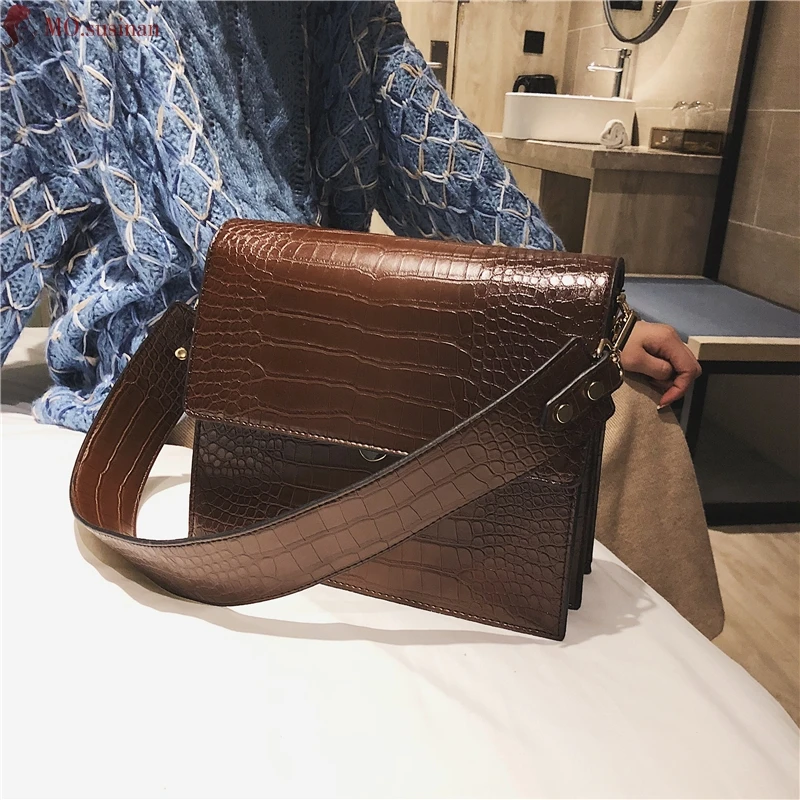 Luxury Crocodile Pattern Women Handbag Crossbody Bag 2019 Famous Brand Retro Small Square Bag High Quality Leather Shoulder Bag
Luxury Crocodile Pattern Women Handbag Crossbody Bag 2019 Famous Brand Retro Small Square Bag High Quality Leather Shoulder Bag