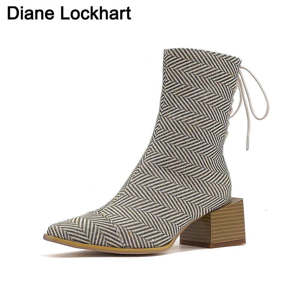 Women Hot Boots Embossed Fetish Ankle Boots Cheap Prom Square High Heels Herringbone 2021 Spring Autumn Shoes botines mujer
Women Hot Boots Embossed Fetish Ankle Boots Cheap Prom Square High Heels Herringbone 2021 Spring Autumn Shoes botines mujer