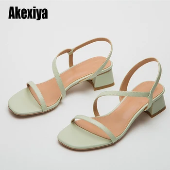 New Fashion Women Sandals Low Square heel Gladiator Sandal Summer Outdoor Thin strap sandals Narrow Band Zapatos Mujer s794
New Fashion Women Sandals Low Square heel Gladiator Sandal Summer Outdoor Thin strap sandals Narrow Band Zapatos Mujer s794