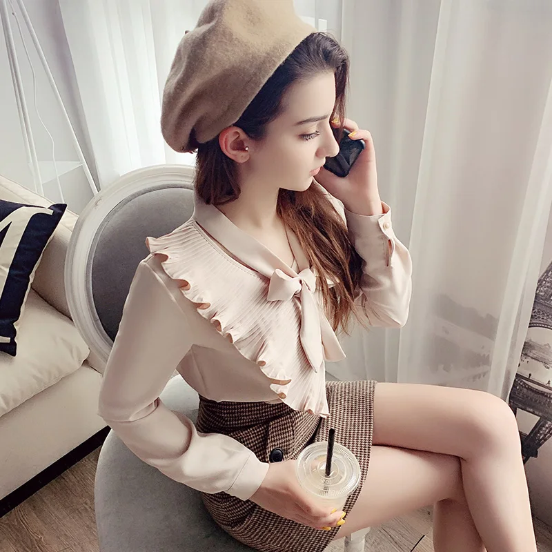 Dabuwawa Solid Bow Neck Chin Chiffon Fitting Elegant Blouser Women Tops 2019 Autumn Long Sleeve Ruffle Skinny Shirts DN1CST004
Dabuwawa Solid Bow Neck Chin Chiffon Fitting Elegant Blouser Women Tops 2019 Autumn Long Sleeve Ruffle Skinny Shirts DN1CST004