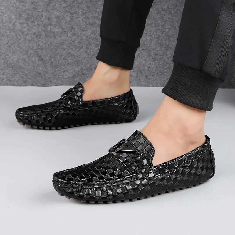 High Quality Leather Crocodile Pattern Men Moccosins Light Foot Covering Shoes Casual Driving Shoes Single Shoes
High Quality Leather Crocodile Pattern Men Moccosins Light Foot Covering Shoes Casual Driving Shoes Single Shoes