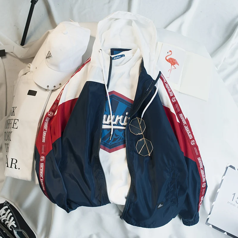 Chamarras Para Hombre Spring Hooded Jacket Male Teen Student Stitching Contrast Ribbon Ribbon Tops Tide Hip Hop 50WT
Chamarras Para Hombre Spring Hooded Jacket Male Teen Student Stitching Contrast Ribbon Ribbon Tops Tide Hip Hop 50WT