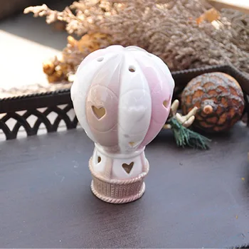 Country High Temperature Resistance Pottery Shiner Hot-air Balloon Night Light Sculpture Christmas Scene Decoration X5470
Country High Temperature Resistance Pottery Shiner Hot-air Balloon Night Light Sculpture Christmas Scene Decoration X5470