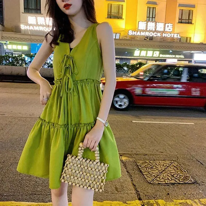 Womens Summer Dress Fashion Green Dress Beach Holiday Fairy Sweet Mori Girl Tank Dress Sexy Lacing V-neck Cascading Ruffle Dress 
Womens Summer Dress Fashion Green Dress Beach Holiday Fairy Sweet Mori Girl Tank Dress Sexy Lacing V-neck Cascading Ruffle Dress