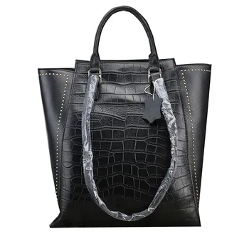 Luxury brand women's bag 2020 new fashion one-shoulder bag high-quality crocodile leather high-capacity tote bag 
Luxury brand women's bag 2020 new fashion one-shoulder bag high-quality crocodile leather high-capacity tote bag