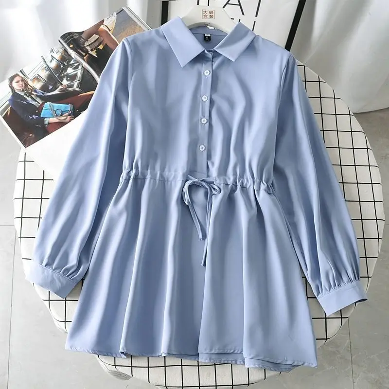 Женская блузка с длинным рукавом, однотонная Свободная рубашка оверсайз с отложным воротником и поясом, на завязках, на пуговицах, осень 2021
Женская блузка с длинным рукавом, однотонная Свободная рубашка оверсайз с отложным воротником и поясом, на завязках, на пуговицах, осень 2021