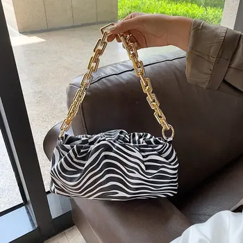 Bag For Women Cloud bag Soft Leather Hand Bags Single Shoulder Purse Women Crossbody Bag Luxury Handbag And Purse Day Clutches
Bag For Women Cloud bag Soft Leather Hand Bags Single Shoulder Purse Women Crossbody Bag Luxury Handbag And Purse Day Clutches