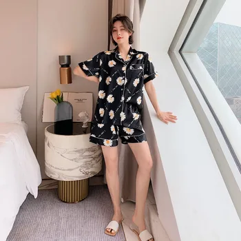 Wmyqdlq Pajamas Female Summer New Ice Silk Cardigan Short-Sleeved Home Service Fashion Girl Suit Thin Section 
Wmyqdlq Pajamas Female Summer New Ice Silk Cardigan Short-Sleeved Home Service Fashion Girl Suit Thin Section