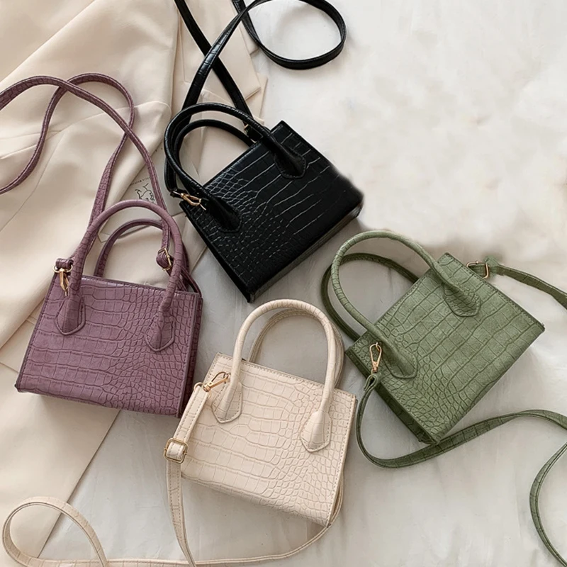 Crocodile Pattern Women's Casual Handbag Fashion PU Leather Luxury Shoulder Bag Large Capacity Messenger Bag
Crocodile Pattern Women's Casual Handbag Fashion PU Leather Luxury Shoulder Bag Large Capacity Messenger Bag