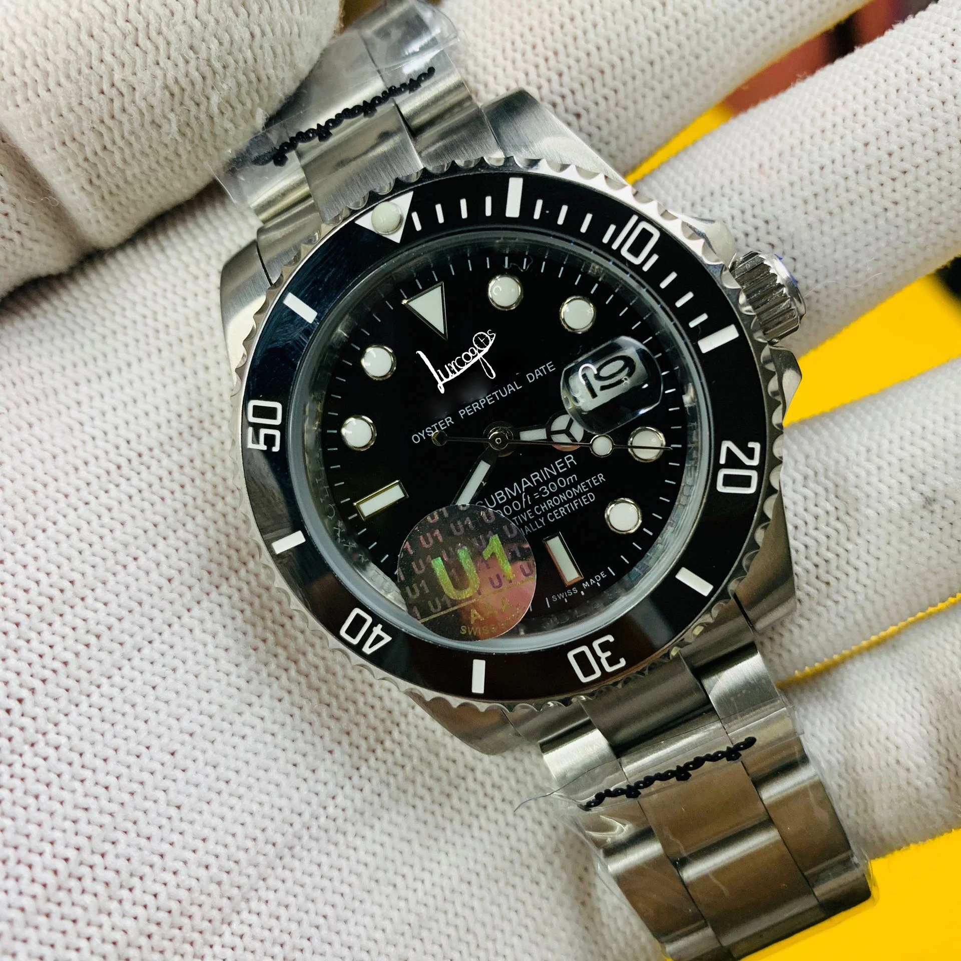 wholesale SUB AAA watch ceramic bezel sapphire glass mechanical automatic movement black dial sports jubilee strap
wholesale SUB AAA watch ceramic bezel sapphire glass mechanical automatic movement black dial sports jubilee strap