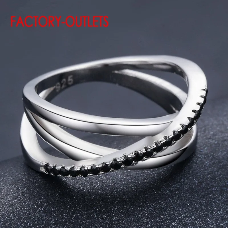 Женское кольцо из серебра 925 пробы с черным фианитом | Украшения и аксессуары