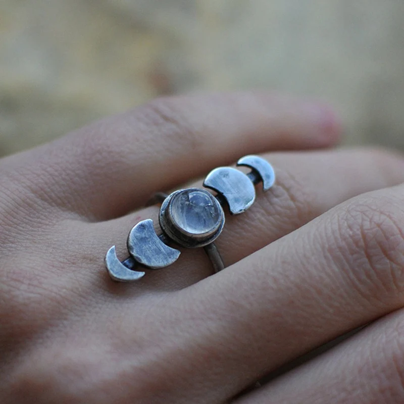 Waxing Moon Phase Ring Moon Cycle Ring Ladies Imitate Moonstone Crystal Ring Retro Silver Color Celestial Jewelry
Waxing Moon Phase Ring Moon Cycle Ring Ladies Imitate Moonstone Crystal Ring Retro Silver Color Celestial Jewelry
