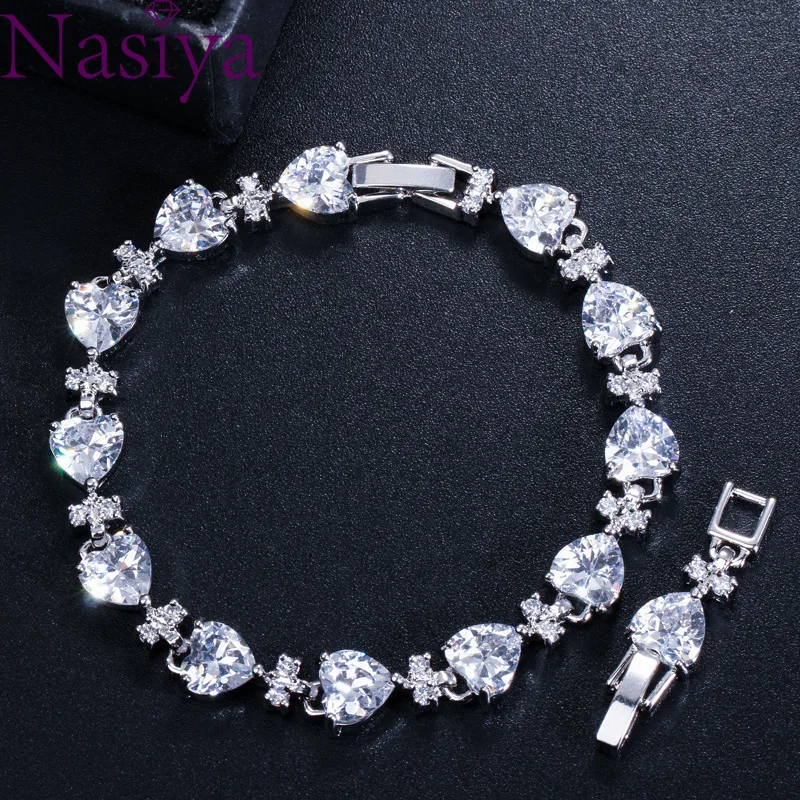 New Fashion Sweet Style Bracelets for Women Ladies Heart Shape AAA Zircon Chic Elegant Bracelets Gifts Bracelet Femme
New Fashion Sweet Style Bracelets for Women Ladies Heart Shape AAA Zircon Chic Elegant Bracelets Gifts Bracelet Femme