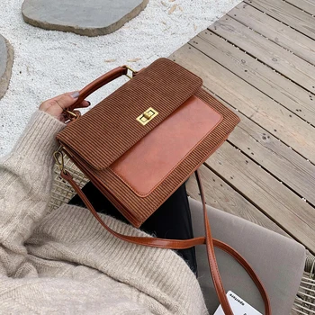 European style Fashion New Women Handbags 2020 Quality PU + velvet Female bag Simple Crossbody bag Commuter lady Shoulder bag
European style Fashion New Women Handbags 2020 Quality PU + velvet Female bag Simple Crossbody bag Commuter lady Shoulder bag