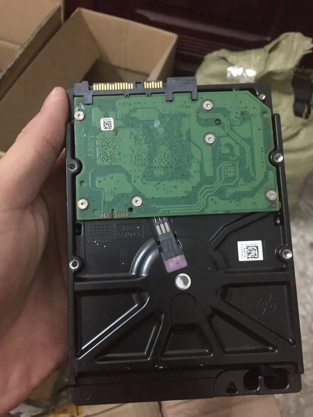Power on test for SAS interface PCB 100608305 of hard disk circuit board of server
Power on test for SAS interface PCB 100608305 of hard disk circuit board of server